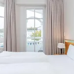 Apartment 401, Seepark *