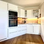 401, Seepark *