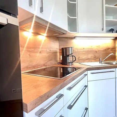 401, Seepark Apartment *